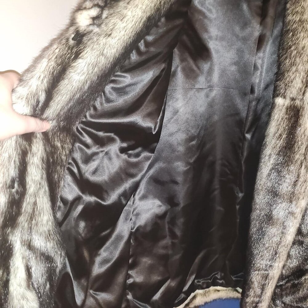 Dennis Basso Faux Fur Coat - Picture 6 of 6
